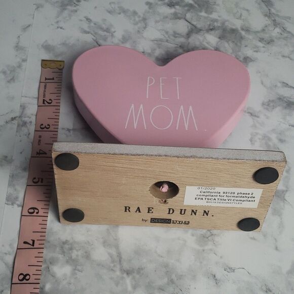 Rae Dunn Pet Mom Heart Decor - Picture 5 of 7